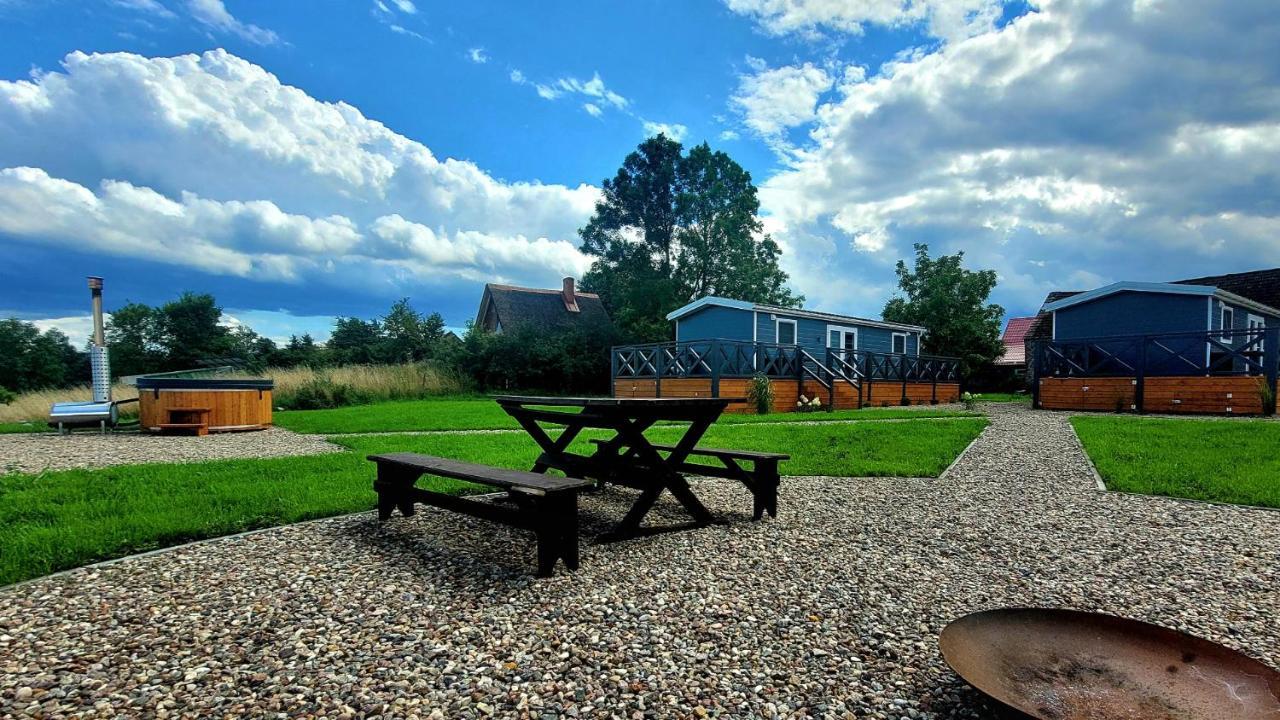 Nad Kamieniem - Domki Caloroczne Dolgie Bagian luar foto